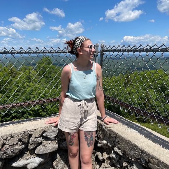 Meet your Posher, Ruby - Picture 5 of 6